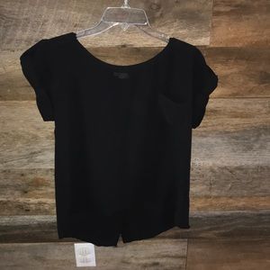 Black shirt size medium